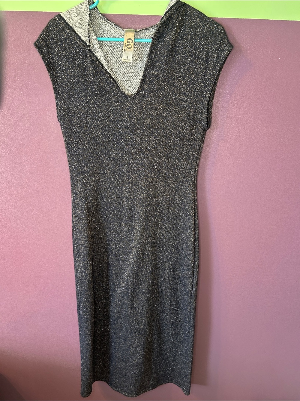 Go Couture Black Shimmer V-Neck Midi Dress